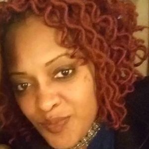 Meet your Posher, Shakia